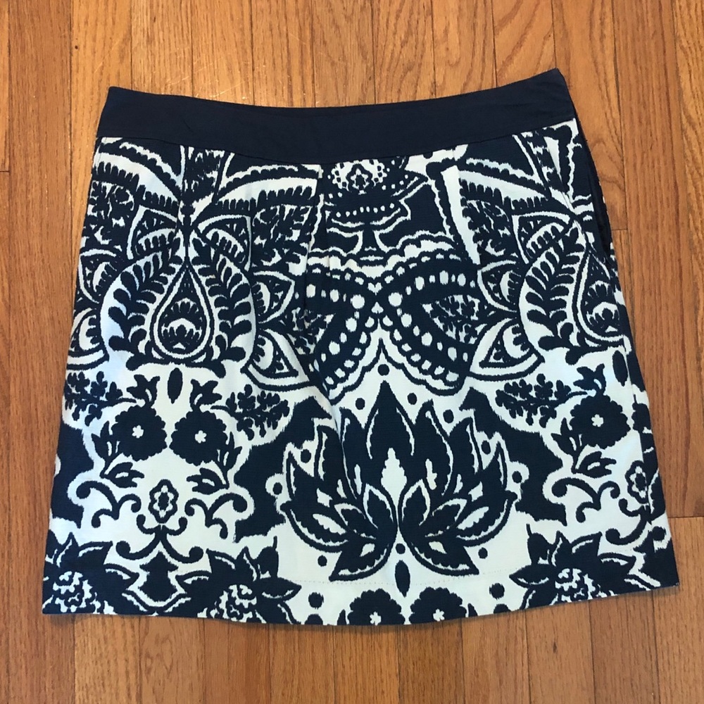Women’s skirt